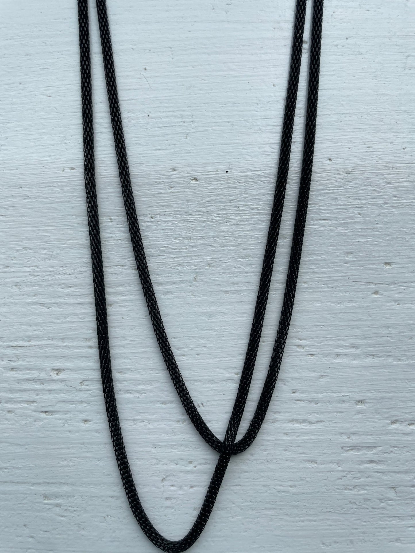 FLEX MATAL NECKLACE - Gray