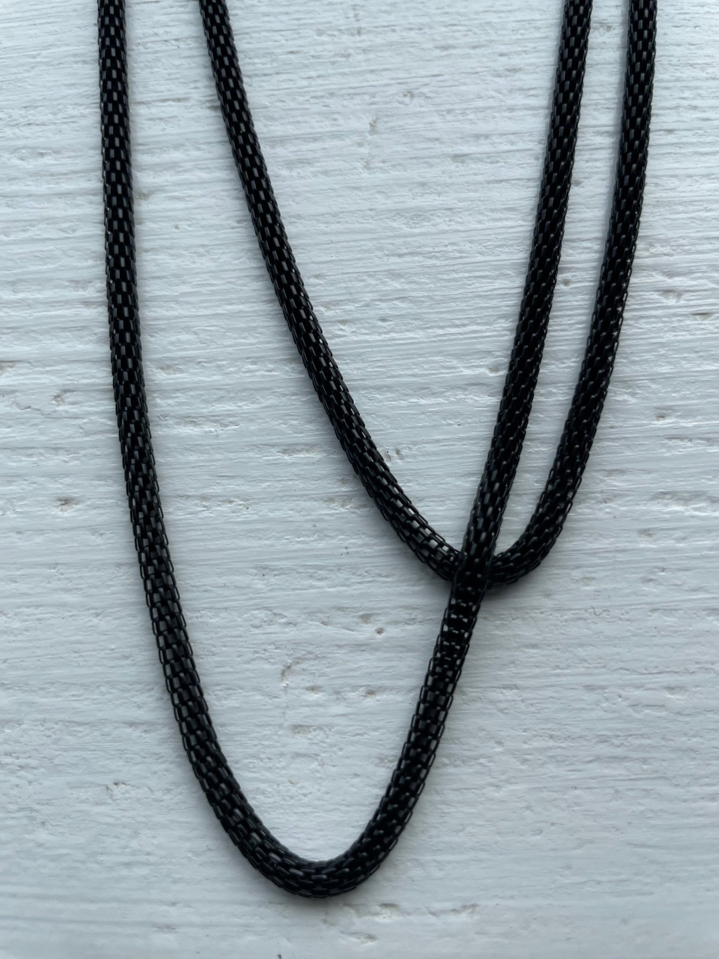 FLEX MATAL NECKLACE - Gray